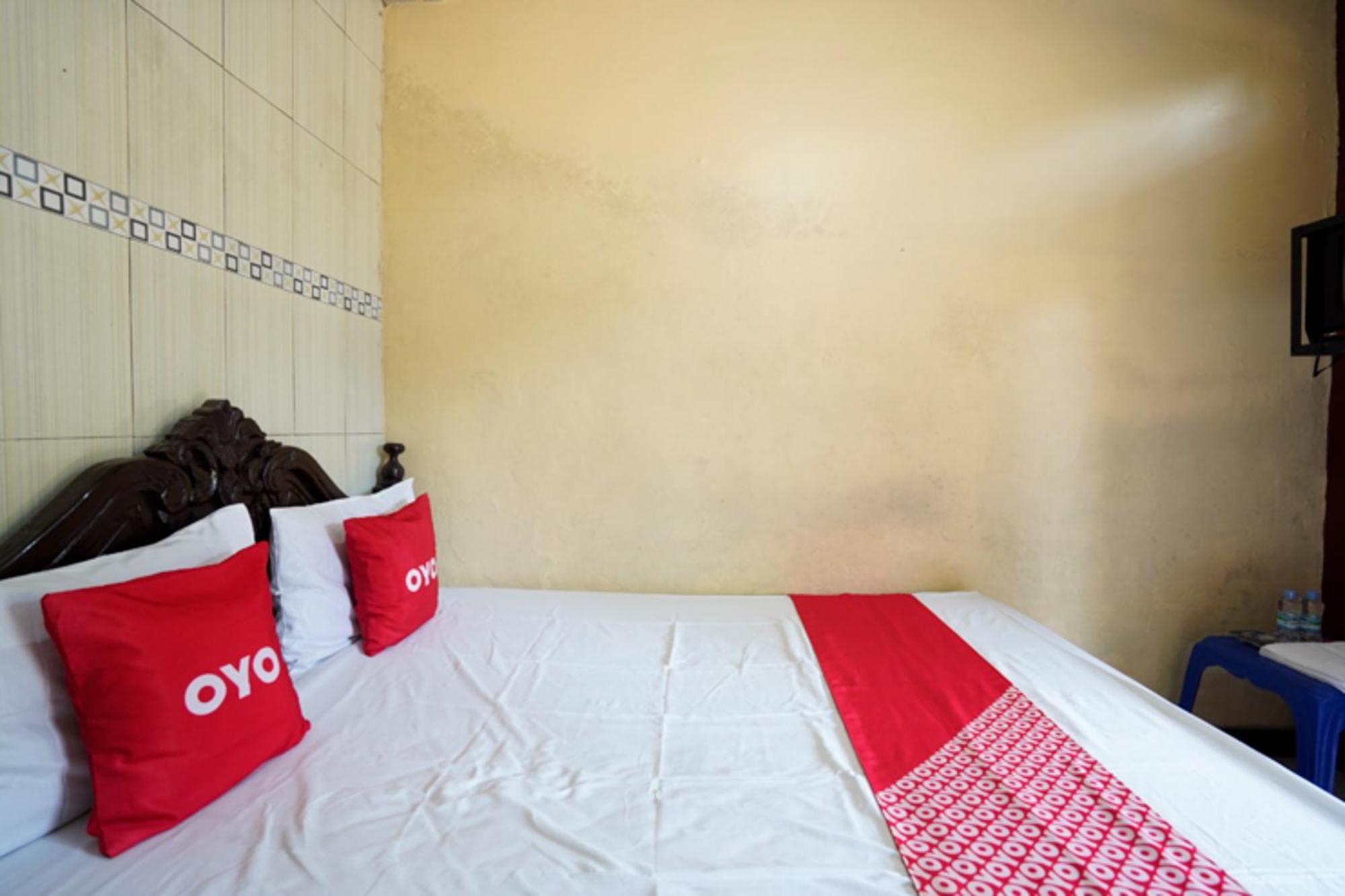 OYO 927 Carina Hotel Claket Exterior foto